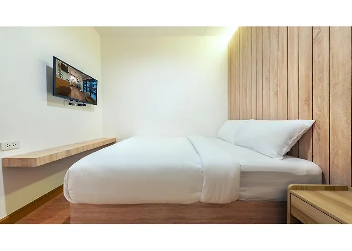 Hostel Siam Subway And Cafe