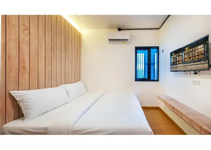 Hostel Siam Subway And Cafe Bangkok