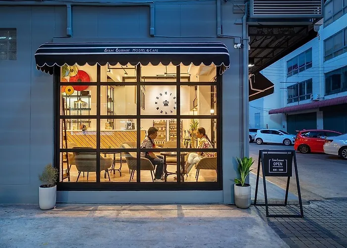 Hostel Siam Subway And Cafe