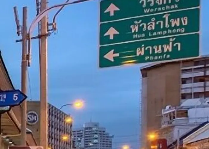 Siam Subway And Cafe Vandrerhjem Bangkok